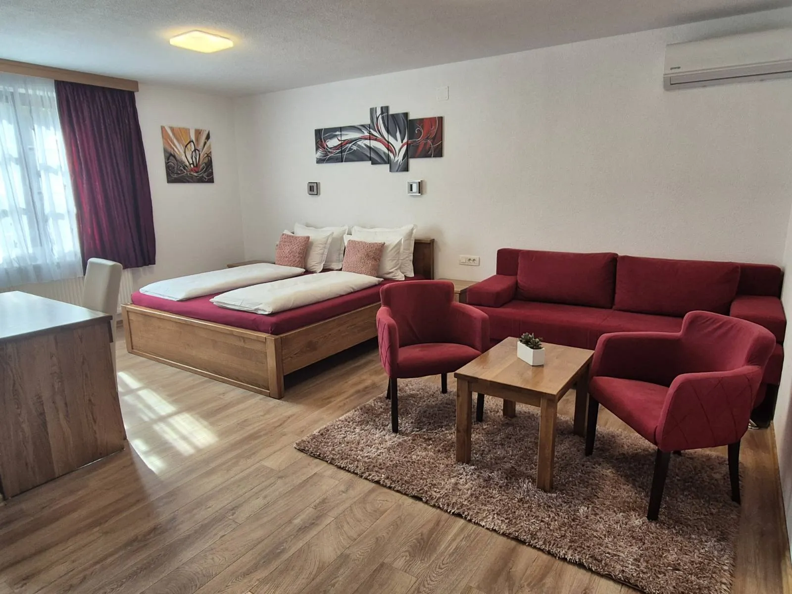 Plitvice Breza - Deluxe Triple Room image